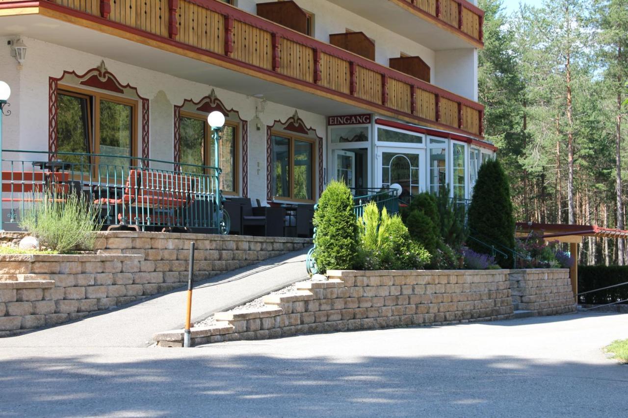Hotel Garni Waldhof - Wohlfuehlen Am Lech Stanzach Exterior photo